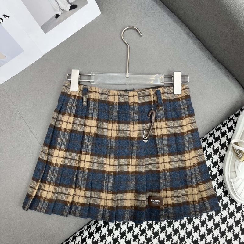 Pra*a skirts